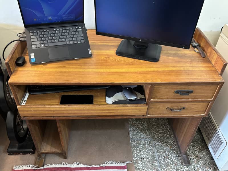 Laptop / Computer Table 2