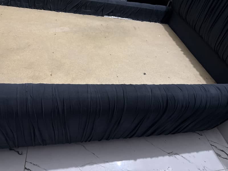 Wide single bed 4