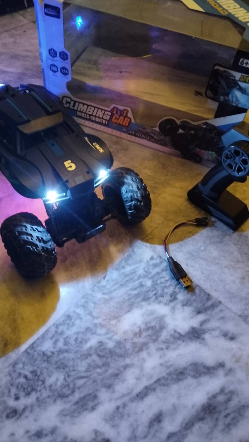 Remote Control Climbing Car 0