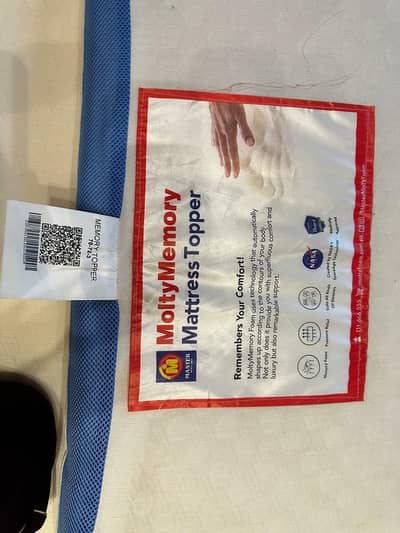 Memory mattress 3 inchez