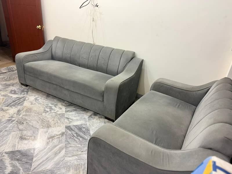 Sofas with table 2