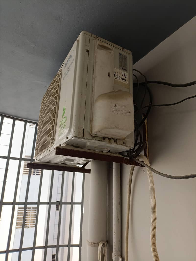 Orient DC Inverter Split AC 10