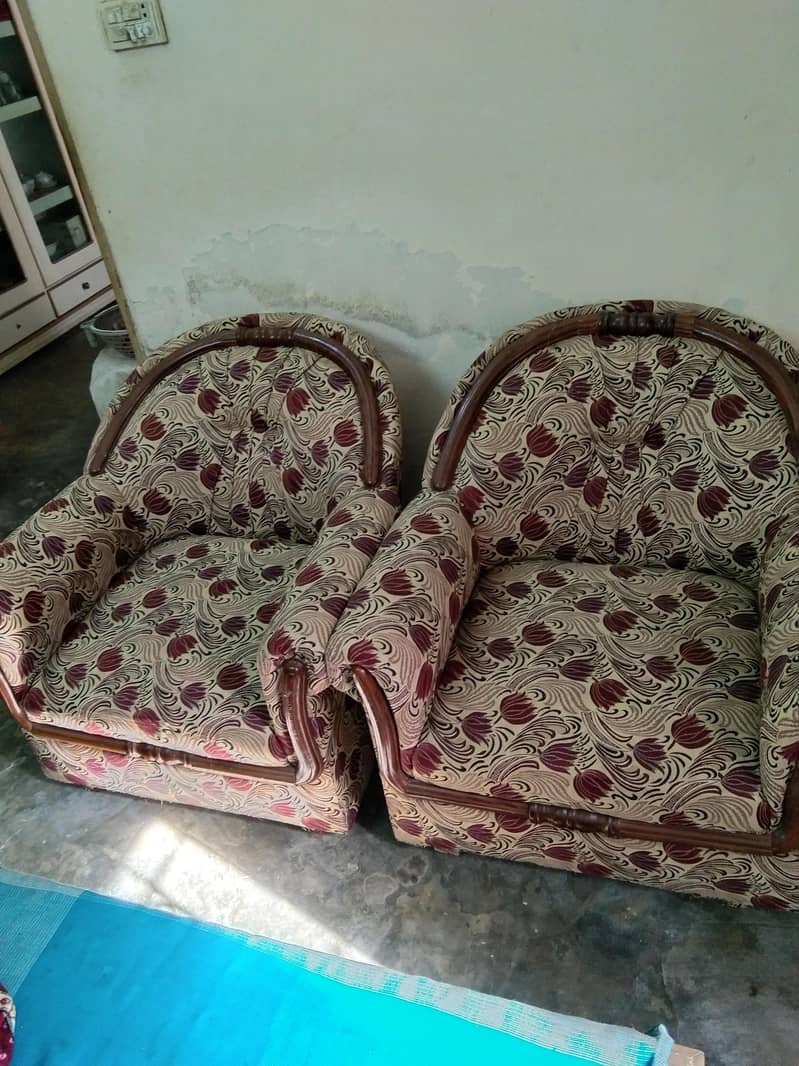 single sofa 2