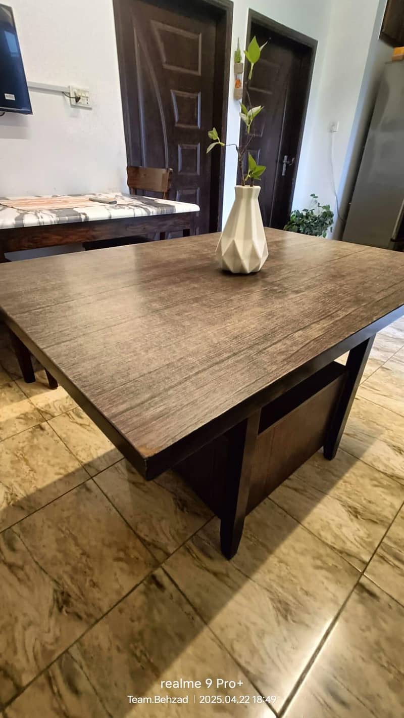 Habbit Dining Table 1
