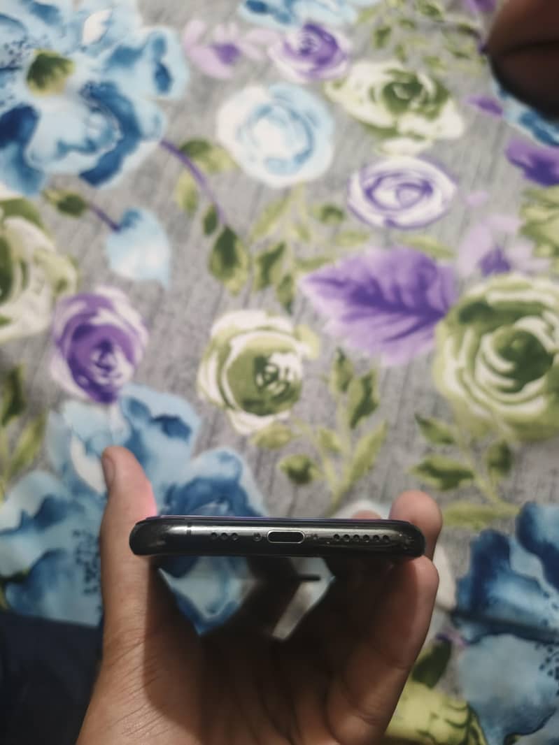 iphone xs 2