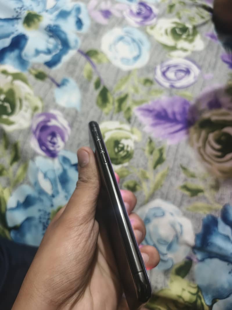 iphone xs 5