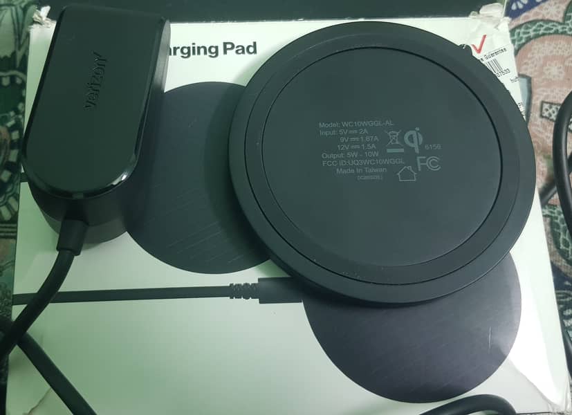 Verizon Wireless Charging Pad 1