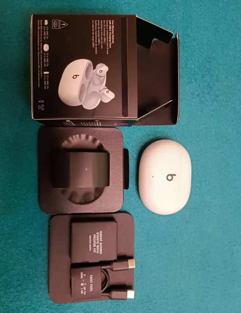 Beats Studio Buds 2