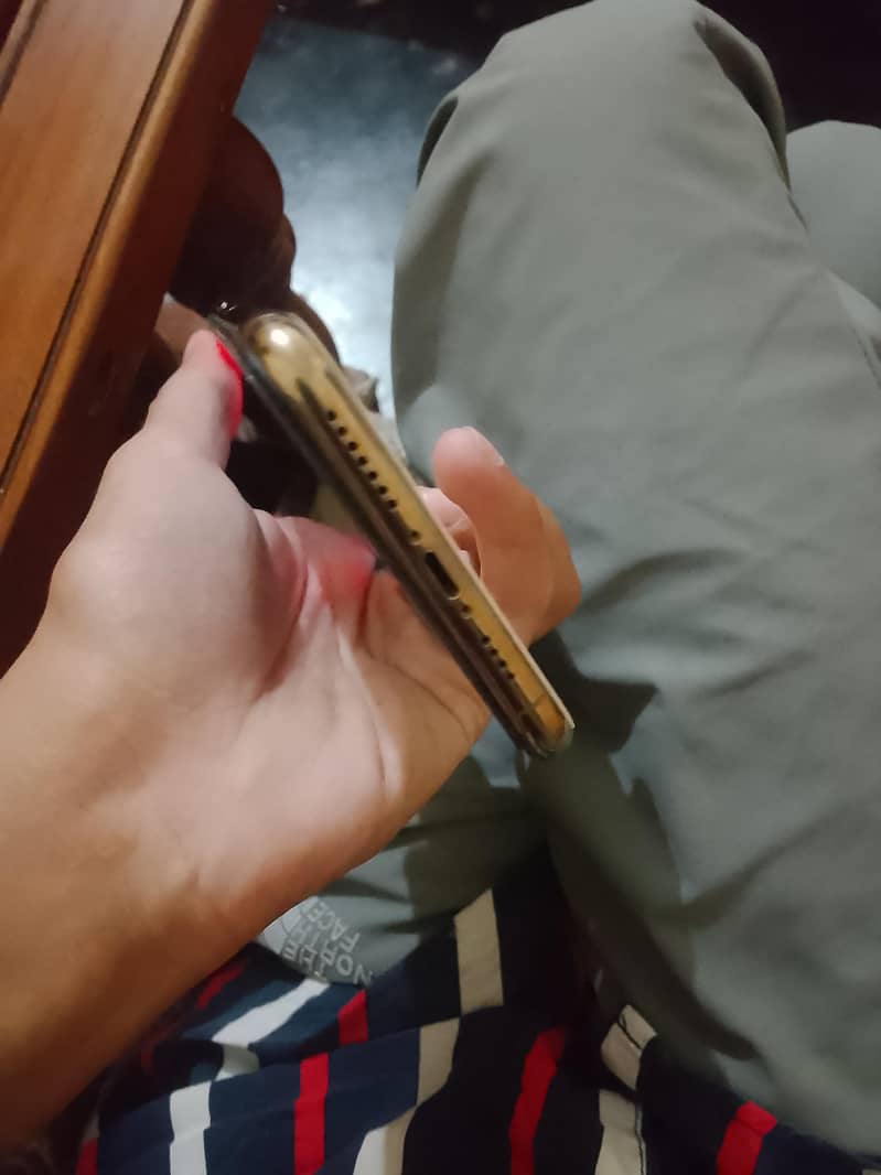 iphone 11 pro max 3