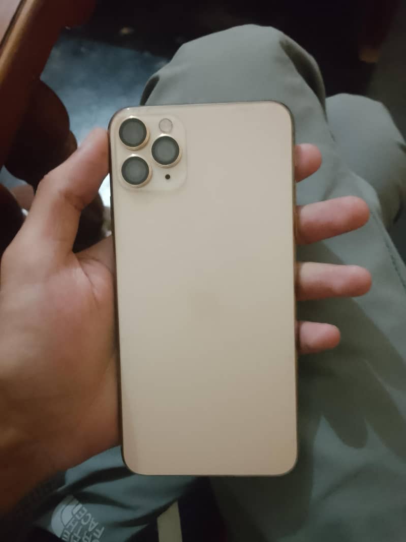 iphone 11 pro max 6