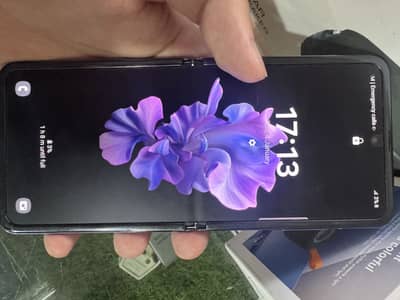 Z flip 1 256gb