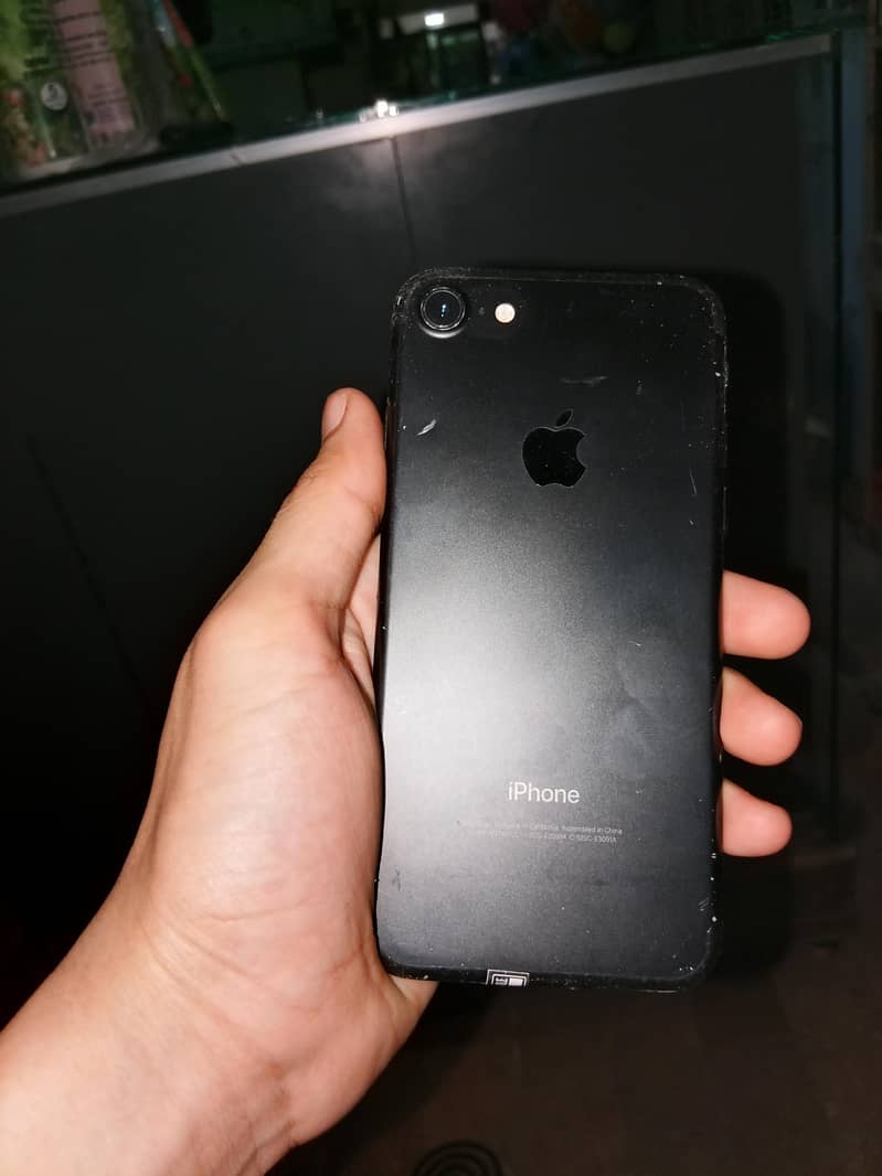 iPhone 7 Good condition 0
