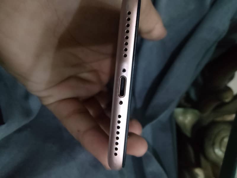 iphone 8 plus read ad 2