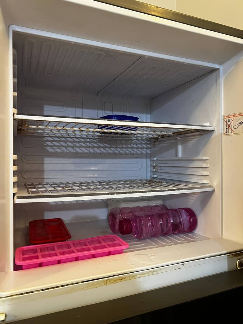 Refrigerator 7