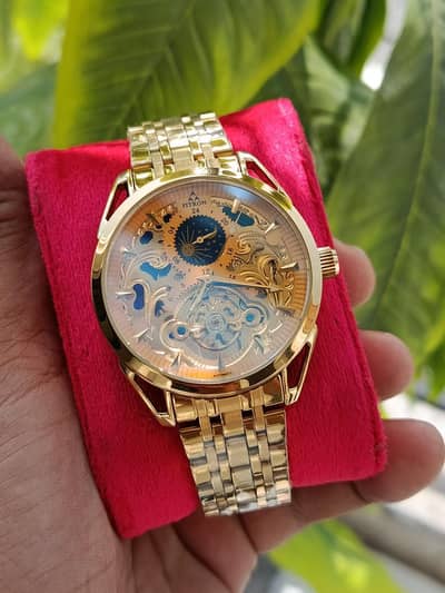 Fitron skeleton fully automatic watch without cell in chain and straps
