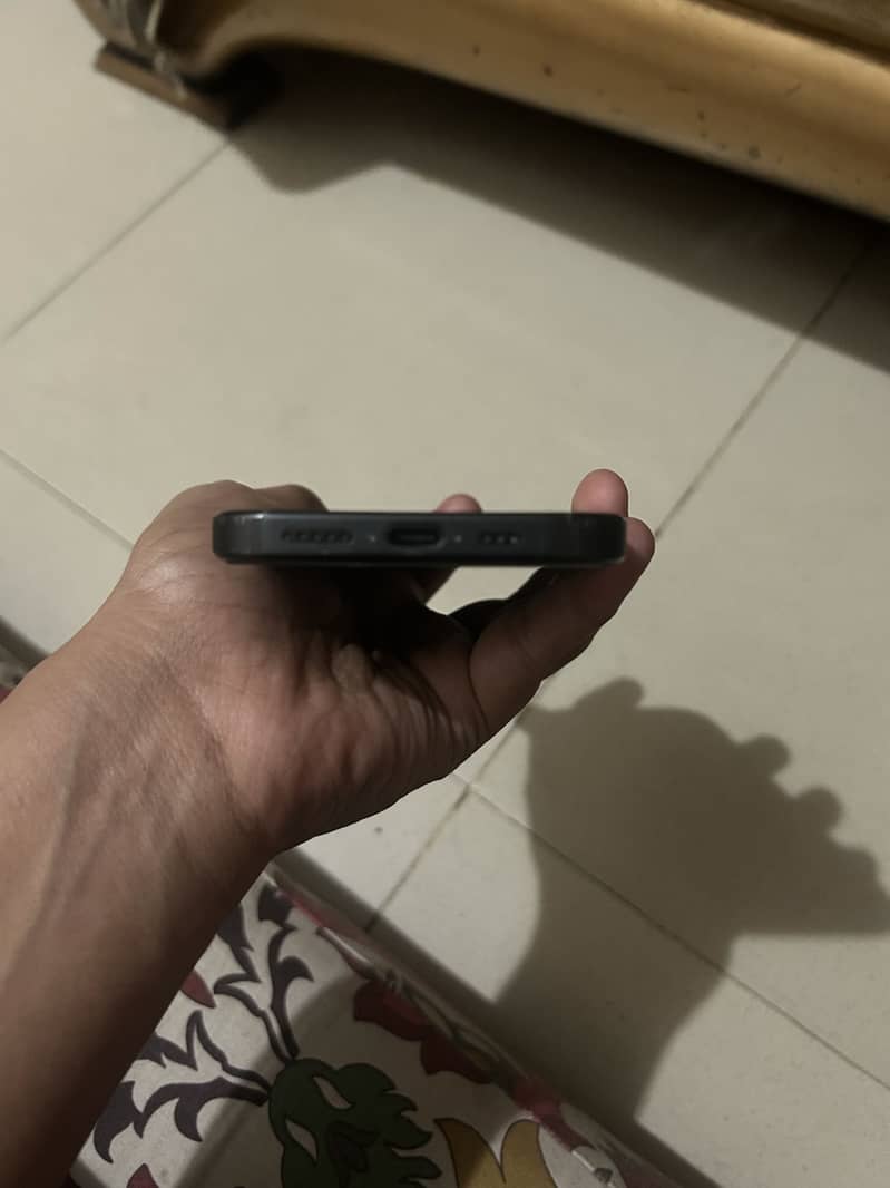 Iphone 16pro 2