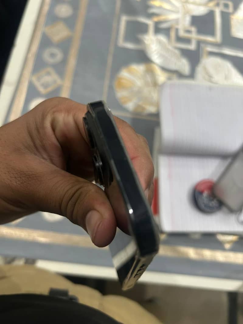 iPhone 15 0