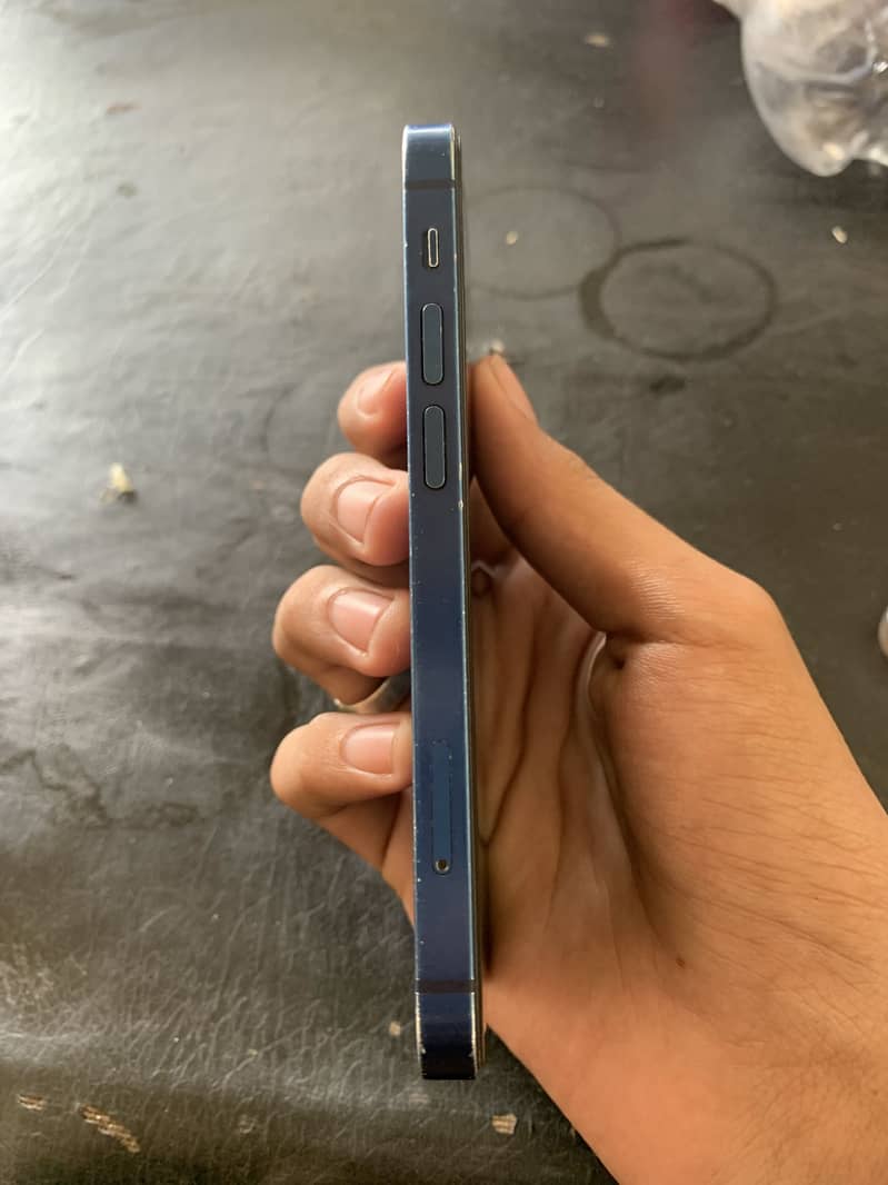 iPhone 12 mini 2