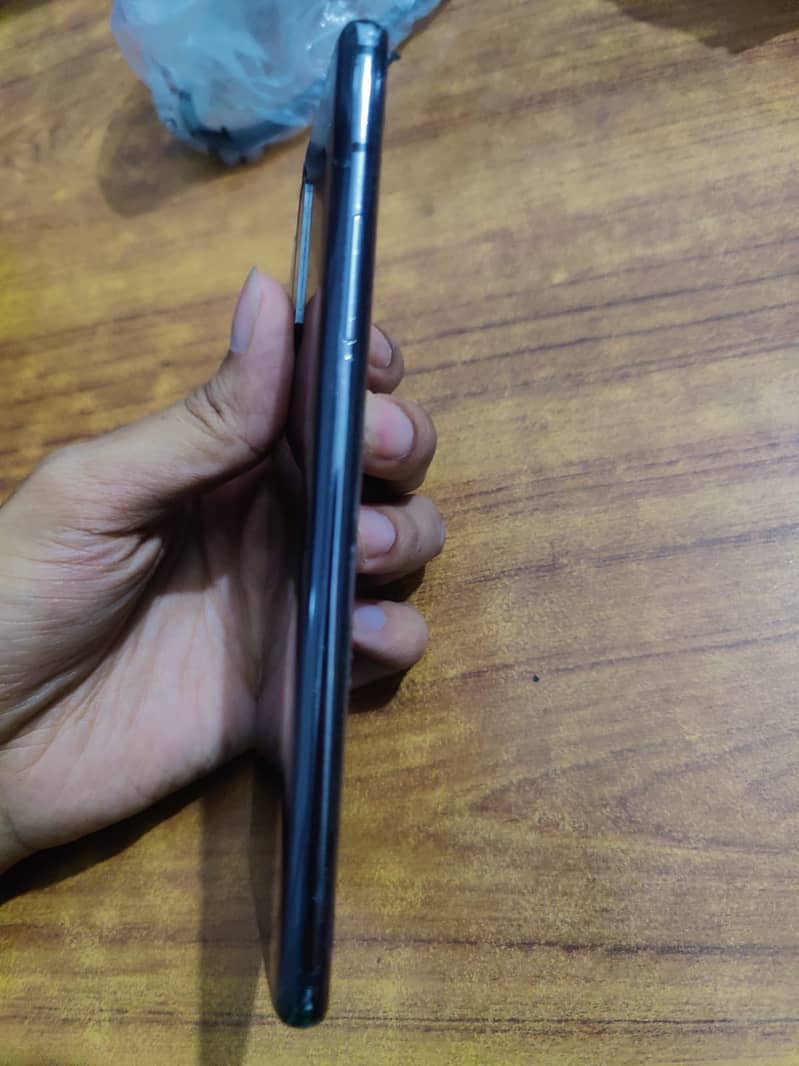 One Plus 7 Pro 1
