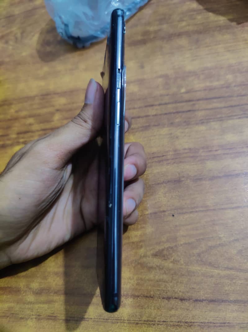 One Plus 7 Pro 3