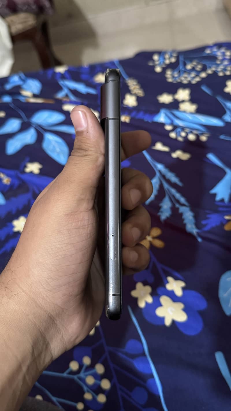Google pixel 8 2