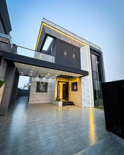 5-MARLA BRAND NEW BUNGALOW IS AVAILABLE FOR SALE IN THE BEST BLOCK OF PHASE 9 TOWN DHA LAHORE