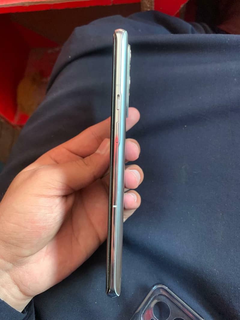 One Plus 9 pro 3