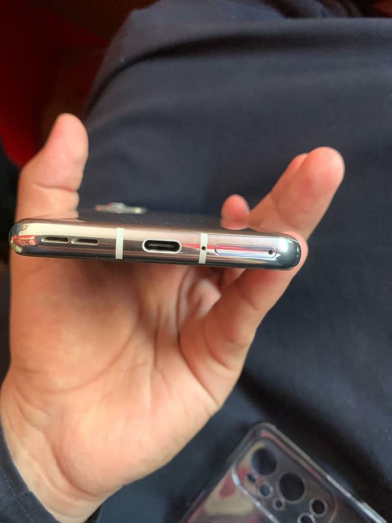 One Plus 9 pro 4