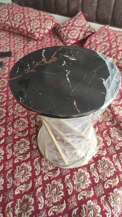Brand New Center Table for Sale – Stylish Design