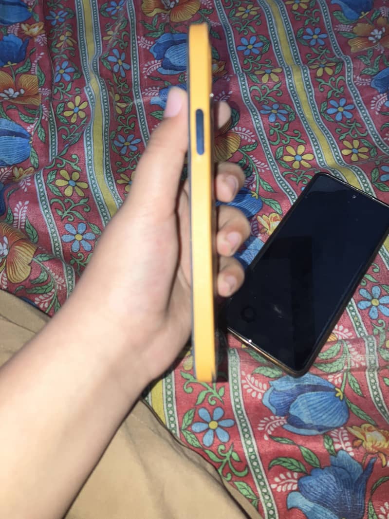 IPHONE 12 3