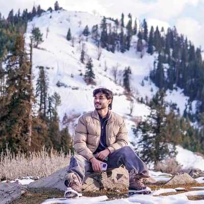 huzaifa Farooq