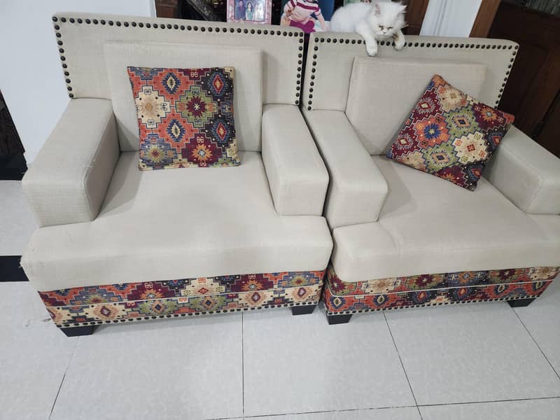 7 seater sofa 0