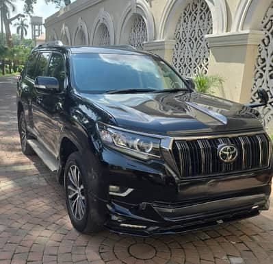 Rent a car daily weekly monthly available with driver or without driv