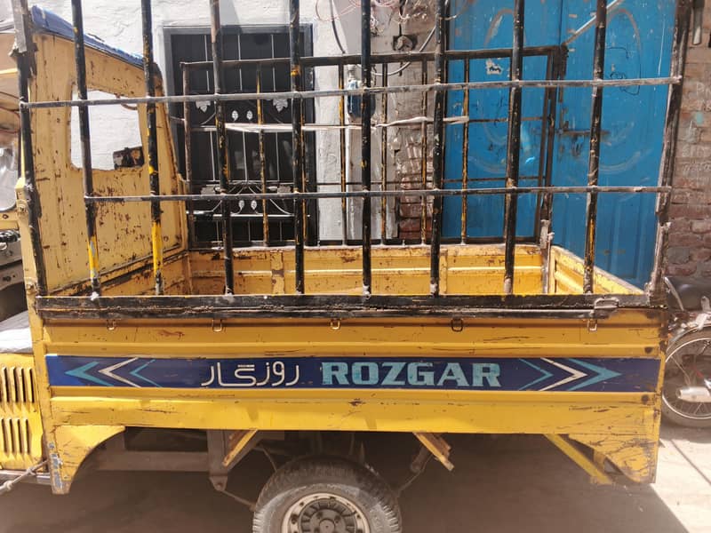 loader rickshaw 4