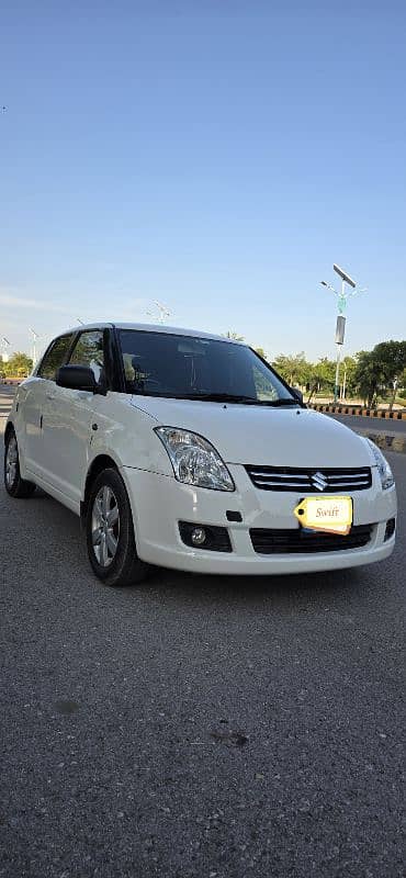 Suzuki Swift 2015 DLX