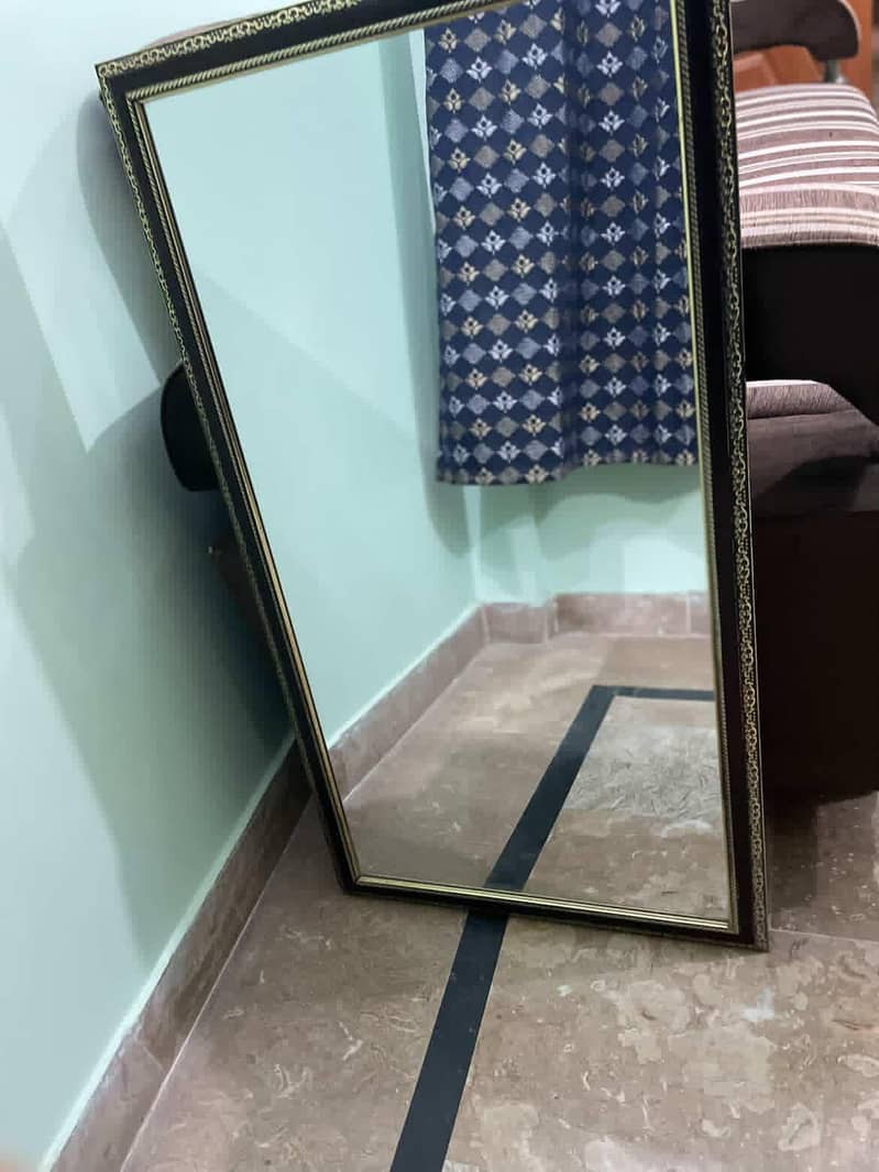 MIRROR 1