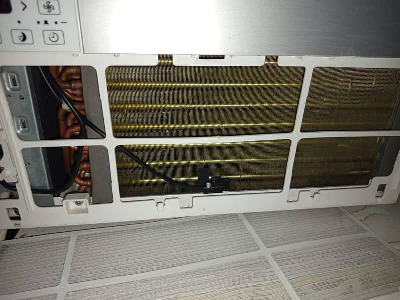 Window AC 8