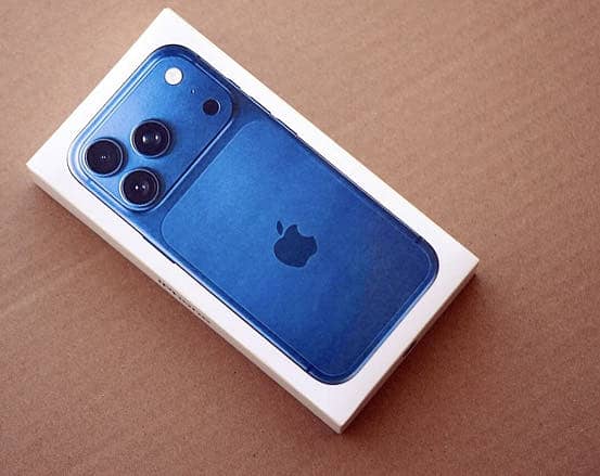 Iphone 17 pro max 1