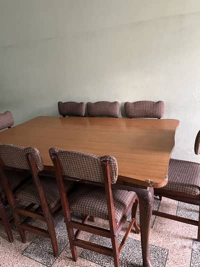 Dining table for sale