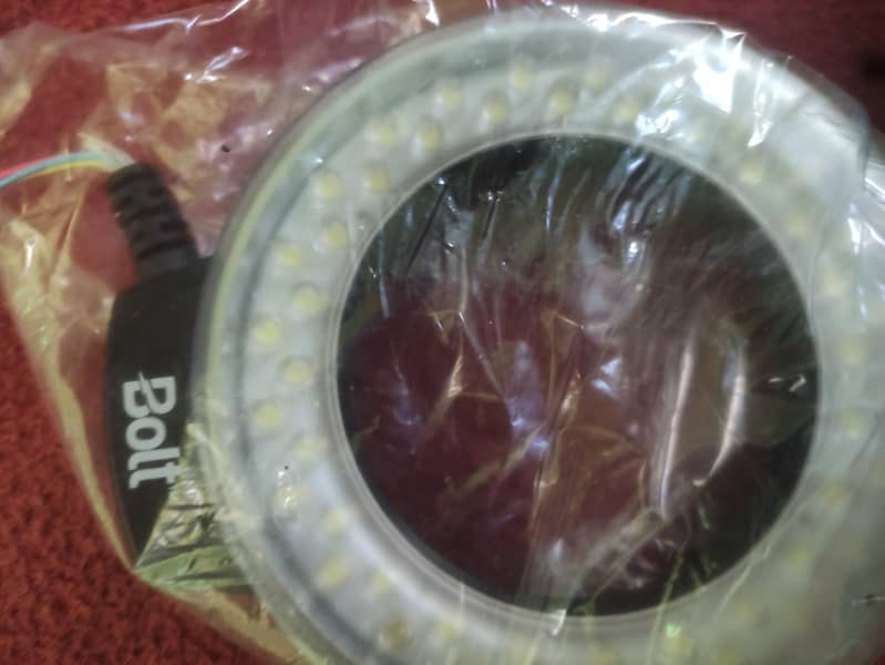 Ring flash light 4