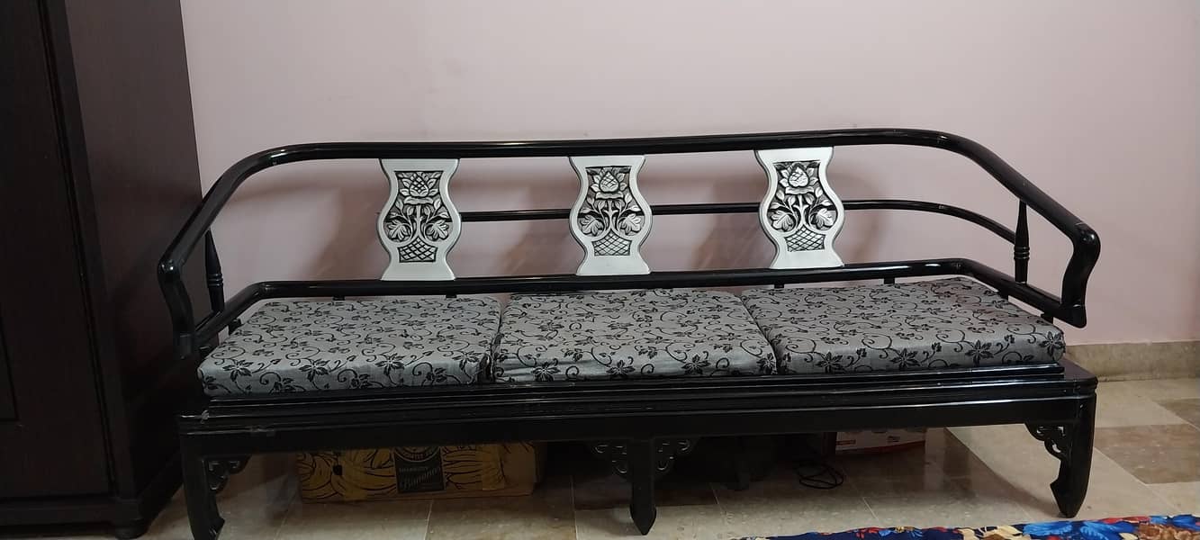 Sofas 0