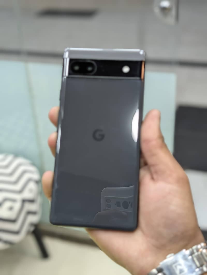 google Pixel 6a 4