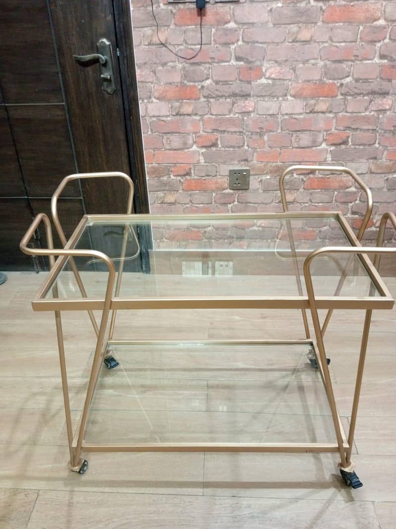 Tea trolley 1