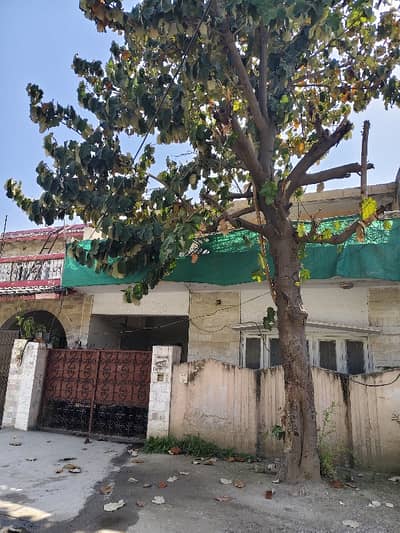 Double Storey Size 5 Marla Double Storey House For Sale Location I-10/4 Near I-10 Markaz 40 Feet Street