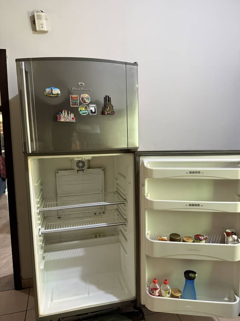 Refrigerator 0