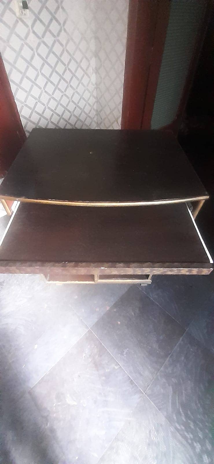 Computer table 9