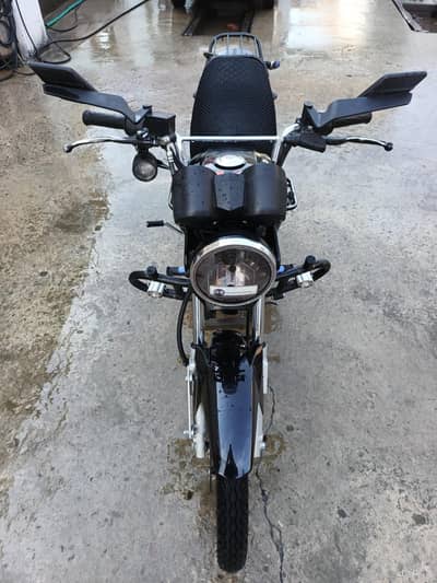 yb 125 z