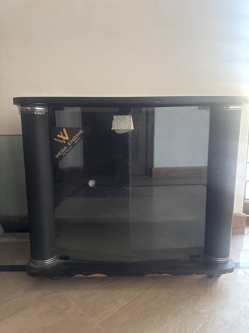 TV Table 0