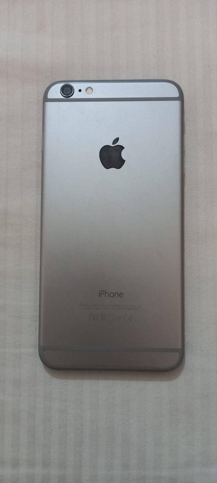 Apple iPhone 6 Plus 1