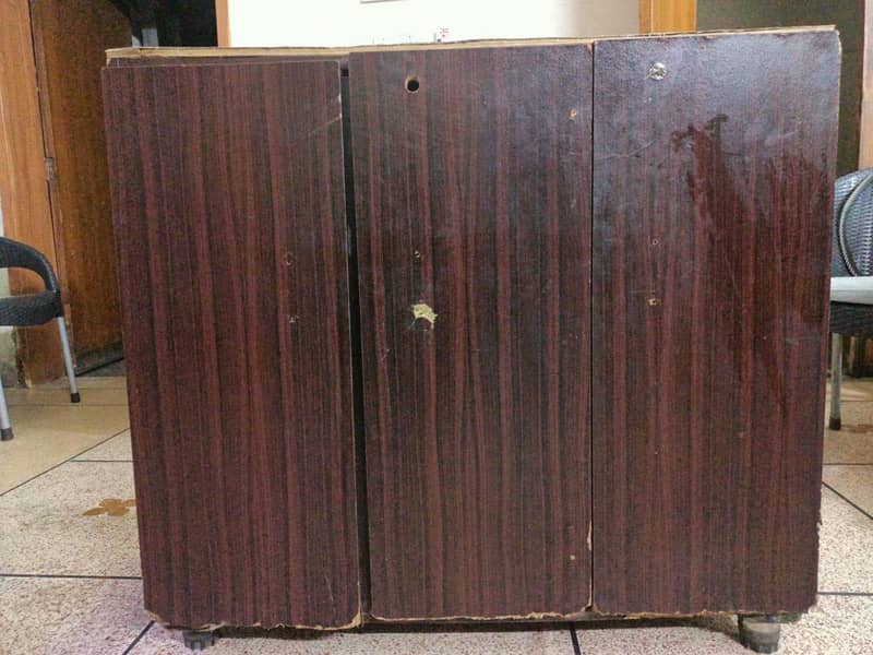 2 Multipurpose tables 2